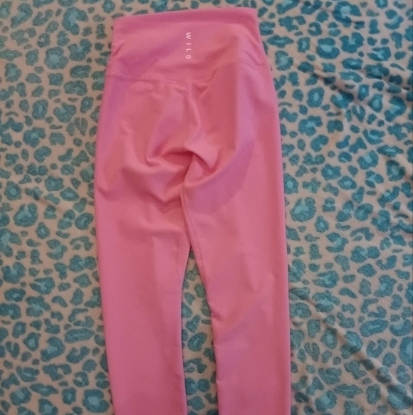 🤠Lot of 3 Yoga/ Bicycle Pants/Shorts Size Extra Small & Small - Picture 6 of 8